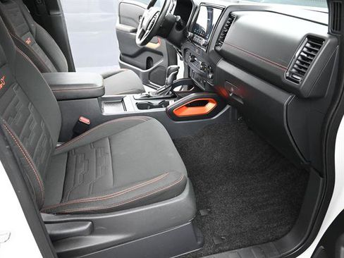 Used 2022 Nissan Frontier Pro-X image 21