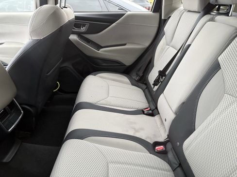 Certified 2024 Subaru Forester Premium AWD/4WD image 8