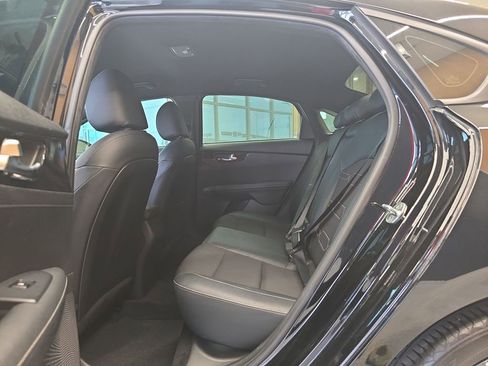 Used 2023 Kia Forte GT-Line image 33