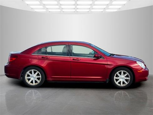Used 2009 Chrysler Sebring Touring image 8