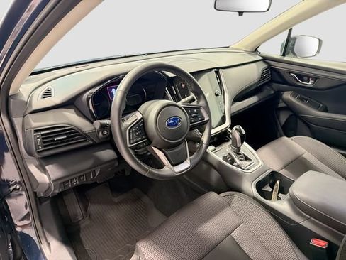 Used 2025 Subaru Outback Premium AWD/4WD image 8