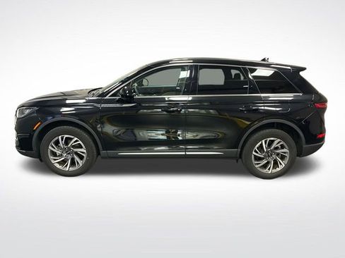 Used 2023 Lincoln Corsair FWD image 2