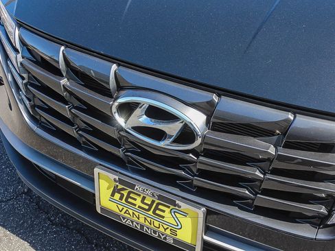 Certified 2023 Hyundai Tucson SE FWD image 16