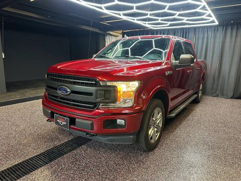 Used 2019 Ford F150 XLT w/ Equipment Group 302A Luxury AWD/4WD image 3