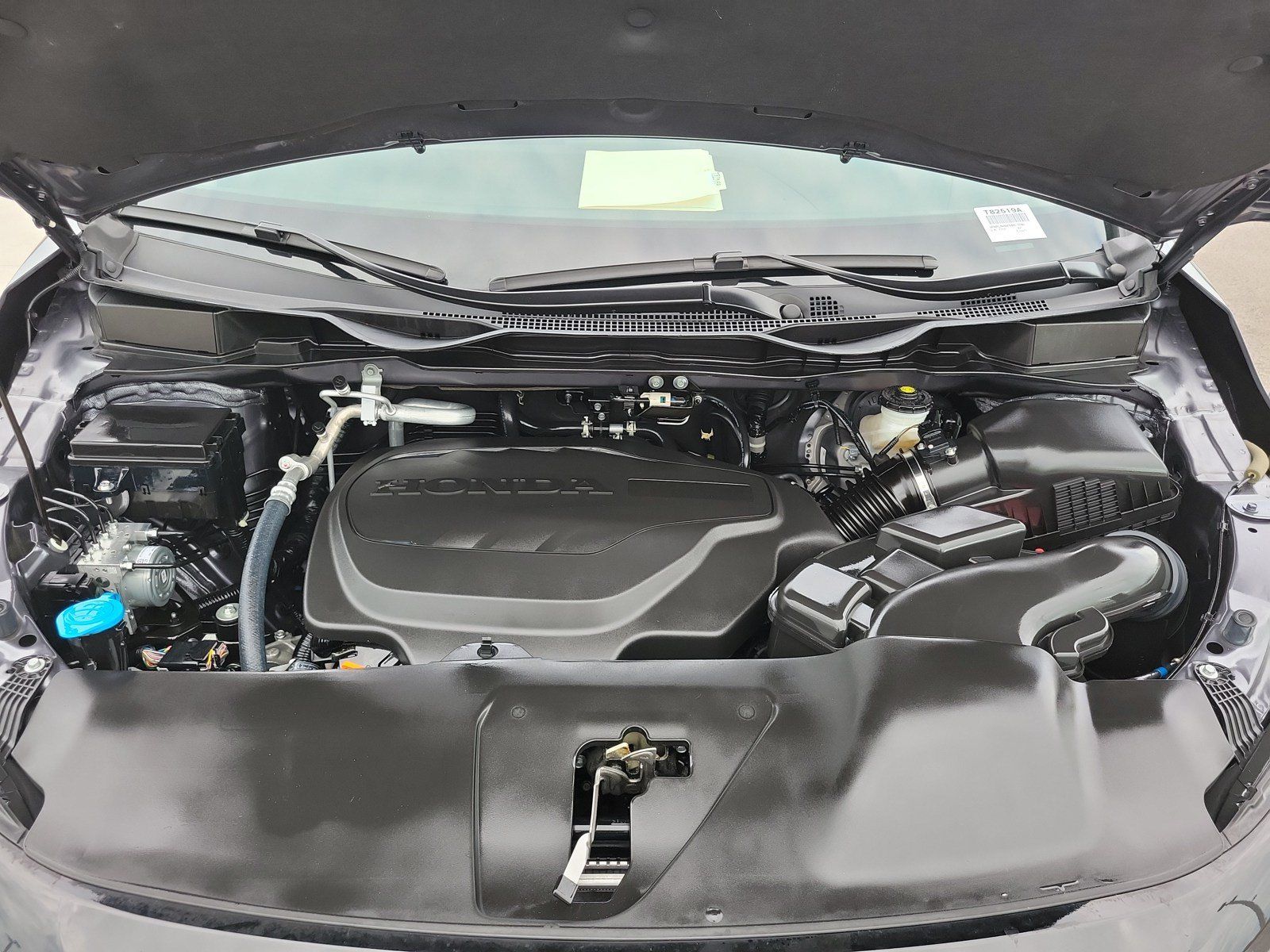 Used 2025 Honda Odyssey Elite image 32