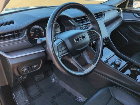 Used 2021 Jeep Grand Cherokee L Limited image 2