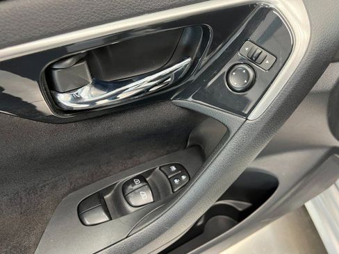 Used 2013 Nissan Altima 3.5 SV image 27