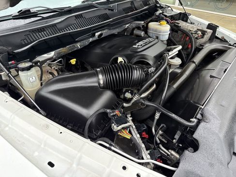 Used 2018 RAM 2500 Laramie w/ Sport Appearance Group image 29