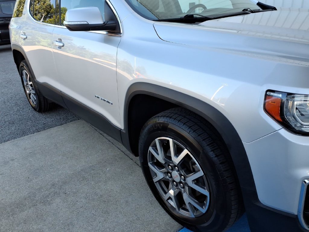 Used 2020 GMC Acadia SLE w/ Driver Convenience Package FWD image 19