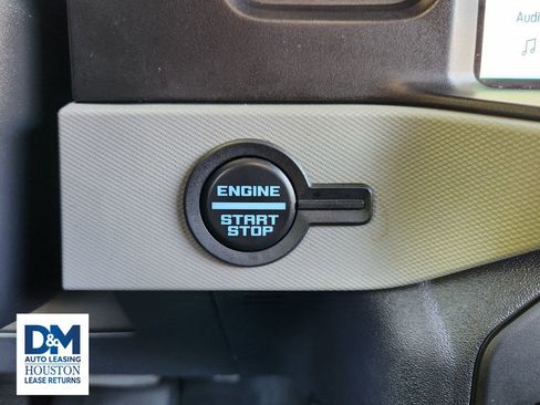 Used 2023 Ford Bronco Badlands image 27