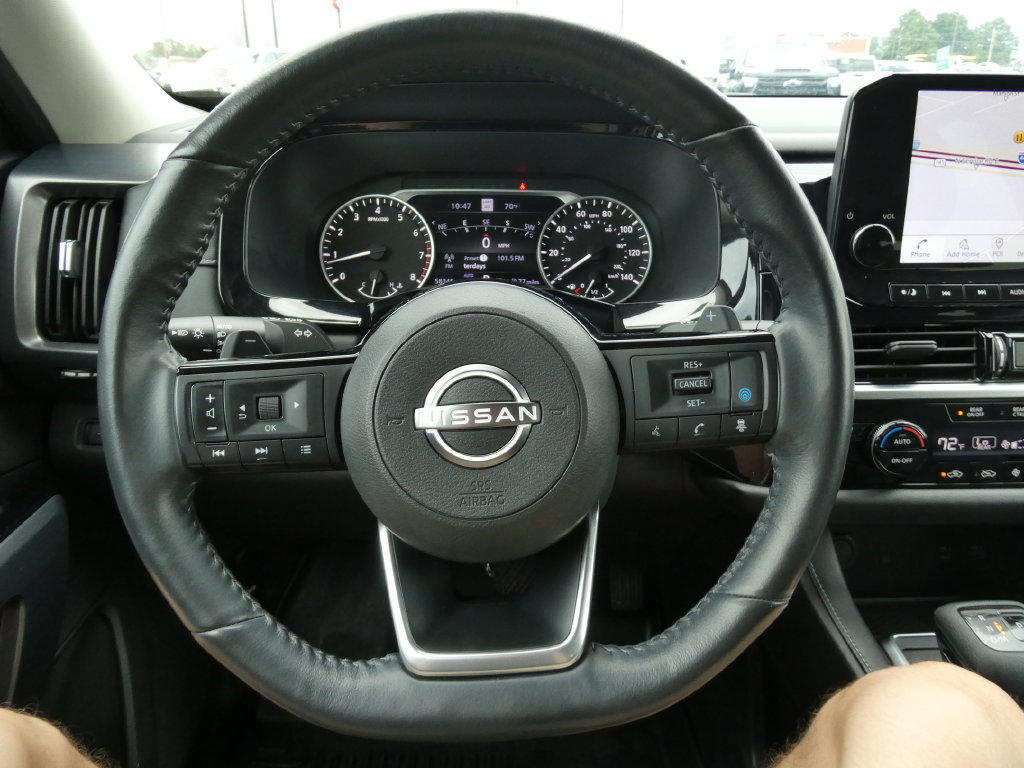 Used 2023 Nissan Pathfinder SL AWD/4WD image 35