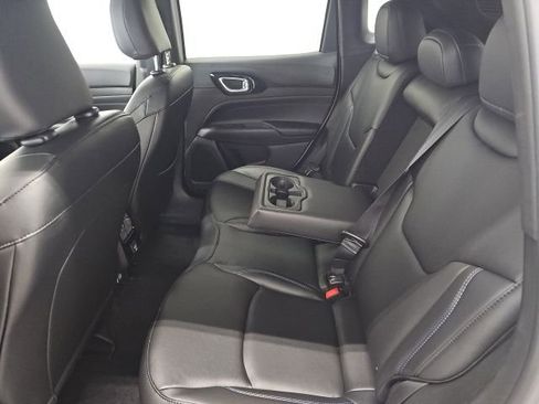 New 2026 Jeep Compass Limited image 19