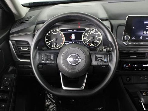 Certified 2024 Nissan Rogue SV FWD image 10