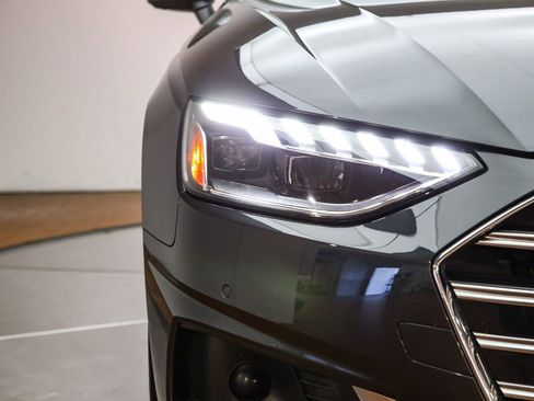 Used 2022 Audi A4 2.0T Premium Plus w/ Premium Plus Package image 5