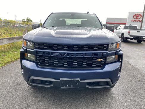 Used 2021 Chevrolet Silverado 1500 Custom image 3