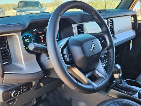 New 2026 Ford Bronco Outer Banks AWD/4WD image 14