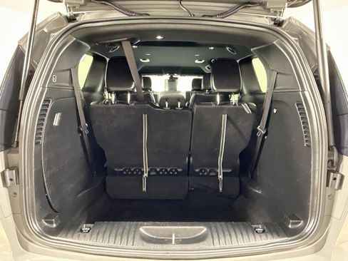 Used 2025 Chrysler Pacifica Select FWD image 29