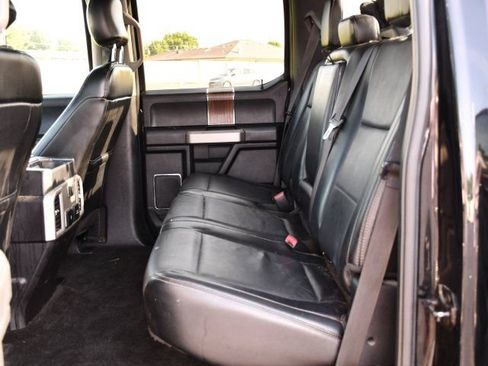 Used 2017 Ford F150 Lariat AWD/4WD image 18