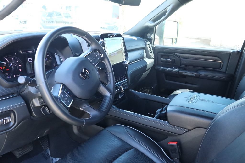 Used 2024 RAM 2500 Limited AWD/4WD image 16
