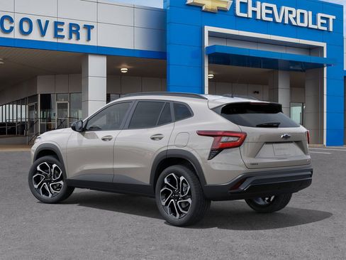 New 2026 Chevrolet Trax RS w/ Driver Confidence Package image 3