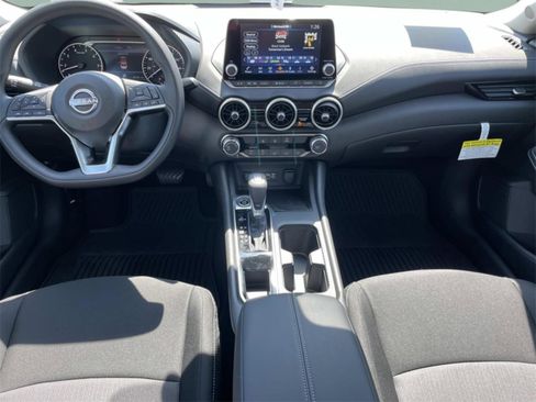 New 2025 Nissan Sentra SV image 7