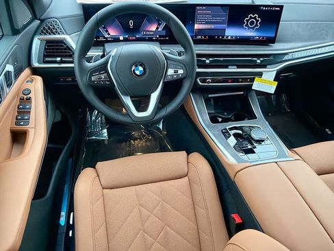 New 2026 BMW X5 xDrive40i w/ Premium Package AWD/4WD image 17