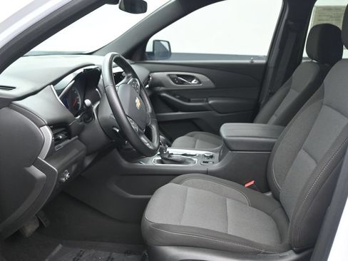 Used 2024 Chevrolet Traverse LT FWD image 11