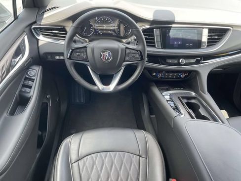 Certified 2024 Buick Enclave Avenir FWD image 11