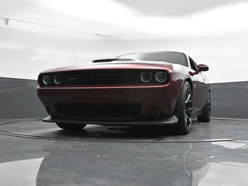 Used 2019 Dodge Challenger R/T Scat Pack w/ Dynamics Package RWD image 46