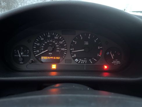 Used 1998 BMW 328i Convertible image 10