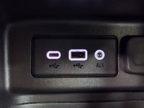 Certified 2024 Chevrolet Equinox LT FWD image 19