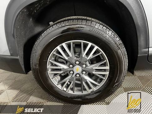 Used 2026 Chevrolet Traverse LT w/ Driver Confidence Package AWD/4WD image 22