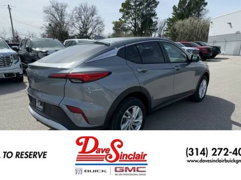 New 2026 Buick Envista Sport Touring w/ Convenience II Package FWD image 8