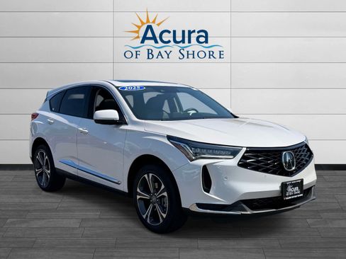 Used 2025 Acura RDX SH-AWD w/ Technology Package image 2