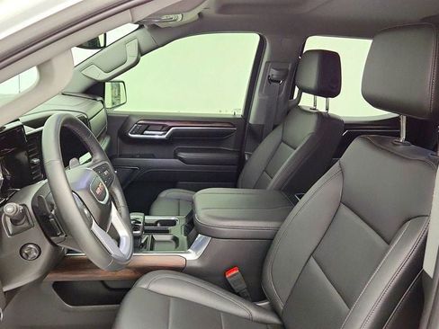 Used 2024 GMC Sierra 1500 SLT AWD/4WD image 18
