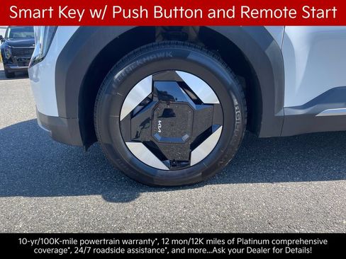 Certified 2024 Kia EV9 Wind AWD/4WD image 28
