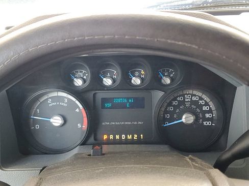 Used 2011 Ford F250 XLT w/ XLT Interior Pkg RWD image 24