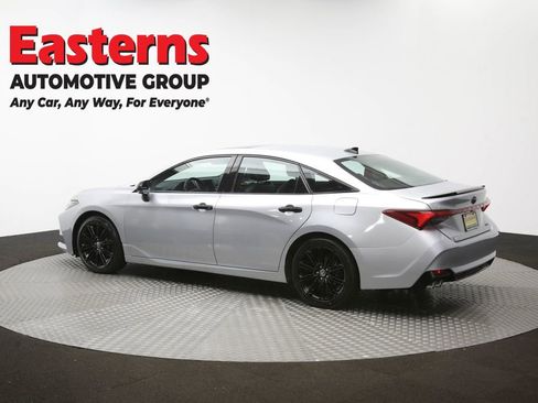 Used 2021 Toyota Avalon XSE image 65