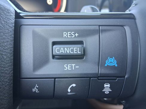 New 2026 Nissan Pathfinder Platinum AWD/4WD image 13