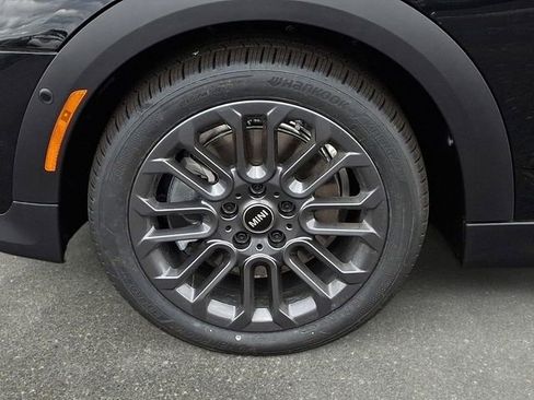 New 2026 MINI Cooper S image 8