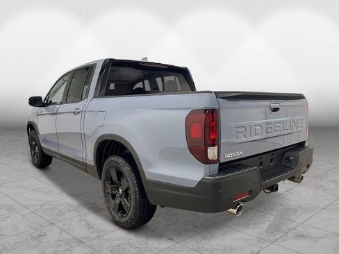 New 2026 Honda Ridgeline Black Edition image 3