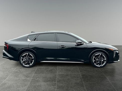 Used 2025 Kia K4 GT-Line w/ GT-Line Premium Package FWD image 11