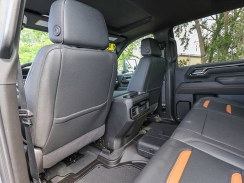 New 2026 GMC Sierra 3500 AT4 w/ AT4 Premium Plus Package AWD/4WD image 28