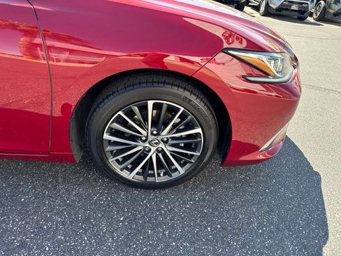 Used 2025 Lexus ES 350 w/ Premium Package FWD image 19