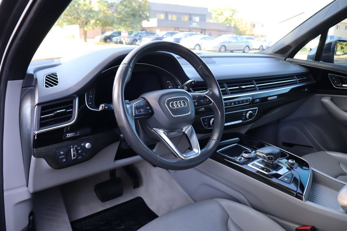 Used 2019 Audi Q7 3.0T Prestige w/ Prestige Package AWD/4WD image 15