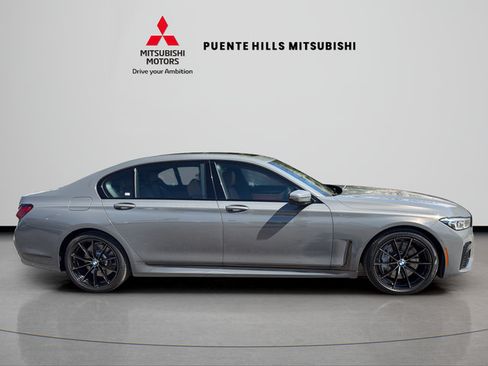 Used 2021 BMW 750i xDrive w/ Luxury Rear Seating Package AWD/4WD image 4