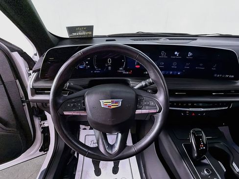 Used 2024 Cadillac XT4 Premium Luxury w/ Active Safety Package AWD/4WD image 11