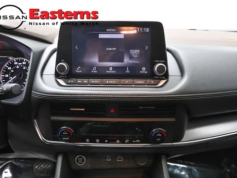 Used 2023 Nissan Rogue SV AWD/4WD image 12