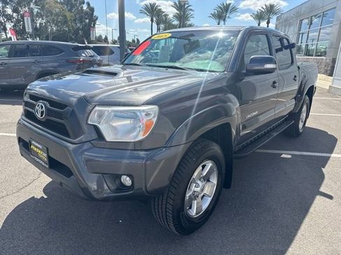 Used 2015 Toyota Tacoma PreRunner w/ TRD Sport Package RWD image 15