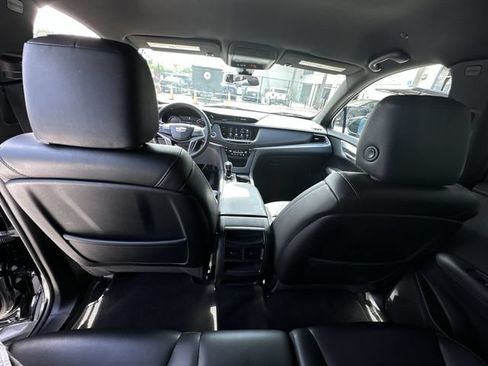 Certified 2024 Cadillac XT5 Luxury FWD image 29